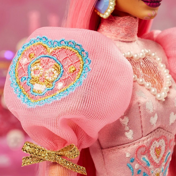 NRFB Mattel, Barbie Signature 2023 Día De Muertos Barbie x Pink Magnolia Doll - Picture 9 of 16